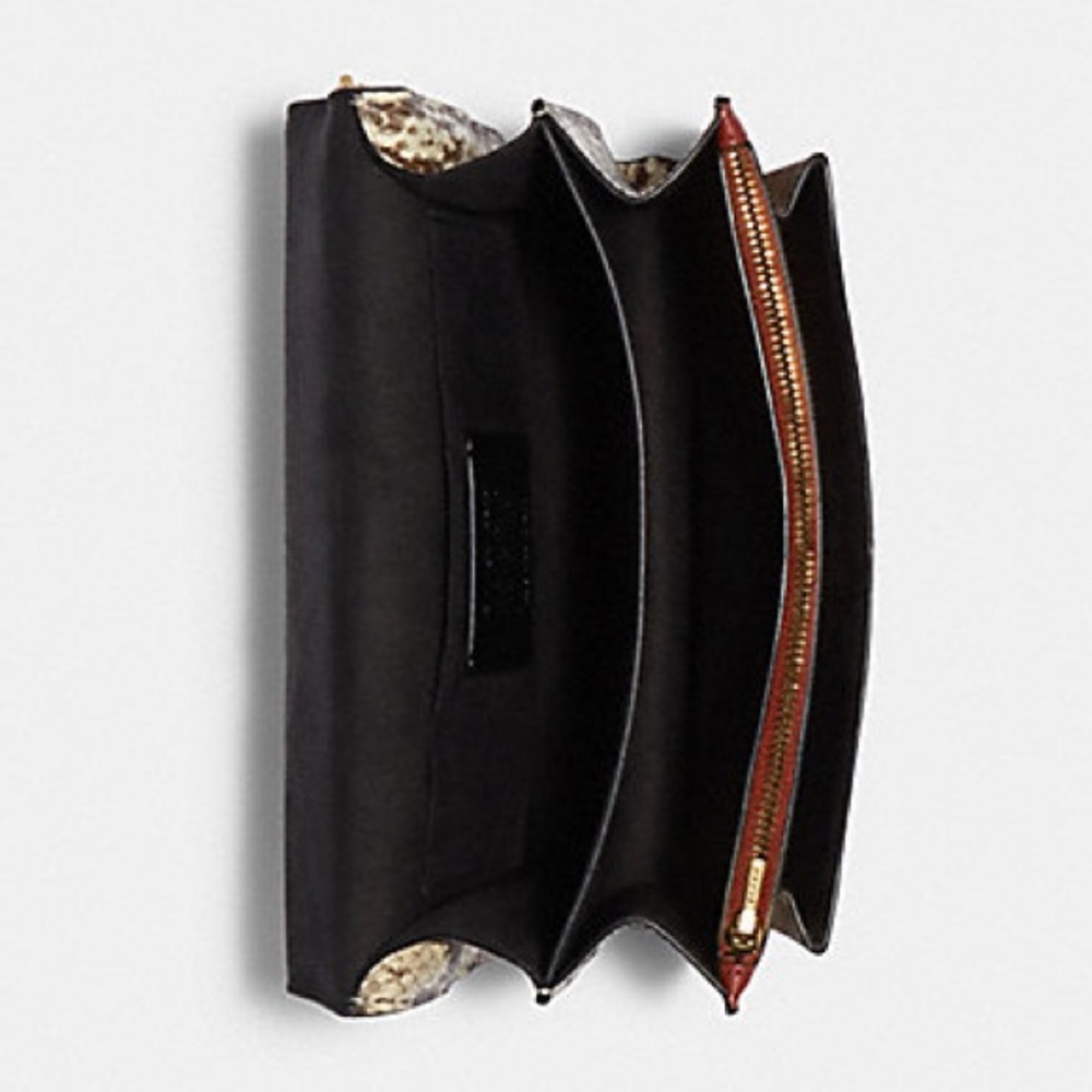 New💃Klare Crossbody Signature Canvas With Rivets - Picture 6 of 9